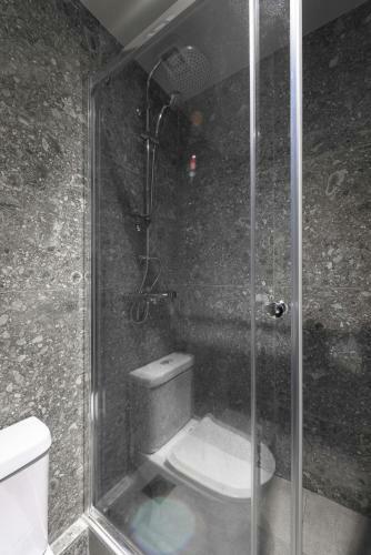 Penthouse Apartments, The Luxury Suites