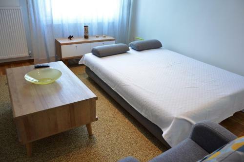 Apartamento Zennova #5 Antigonidon Square