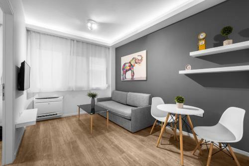 Denizen Boutique Apartments, Nilie Hospitality Mgmt