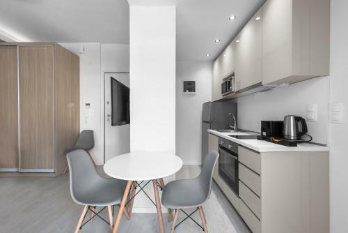 Denizen Boutique Apartments, Nilie Hospitality Mgmt