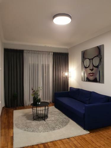 City Center Vibes Seaside Apartment