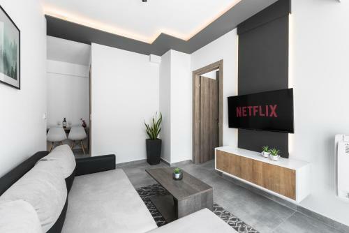 Adelle Apartments, The Luxury Suites