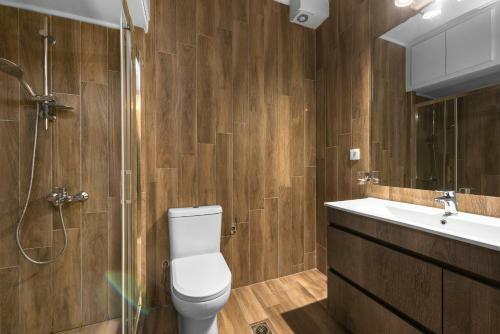Adelle Apartments, The Luxury Suites