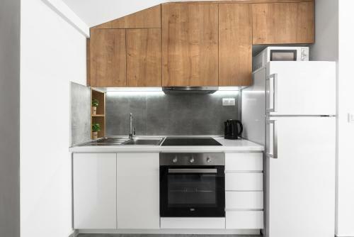 Adelle Apartments, The Luxury Suites