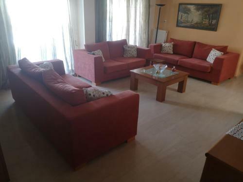 Comfortable Apartment In Kato Toumpa
