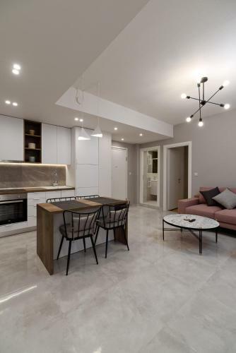 Apartamento Blu & Marrone Suites-free Parking At Superior Apt