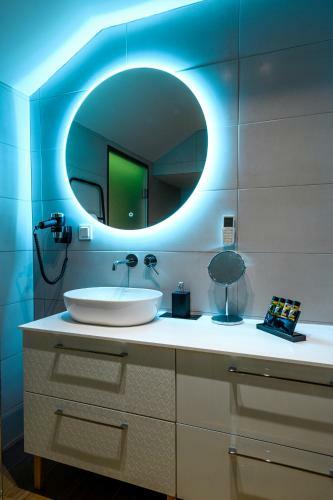 Blackhaus Apartments