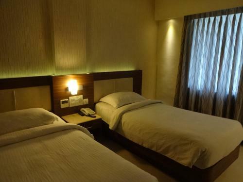 Hotel Ragavendra Residency