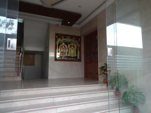 Hotel Ragavendra Residency