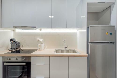 Stylish & Bright Apartment In The City Centre