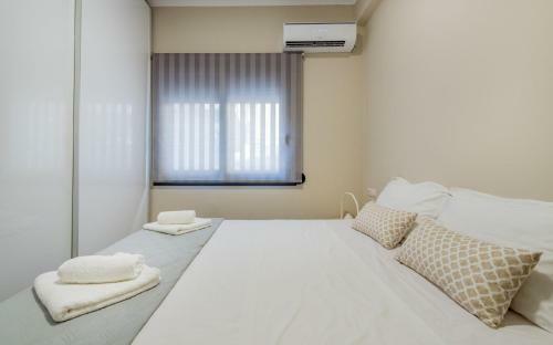 Stylish & Bright Apartment In The City Centre