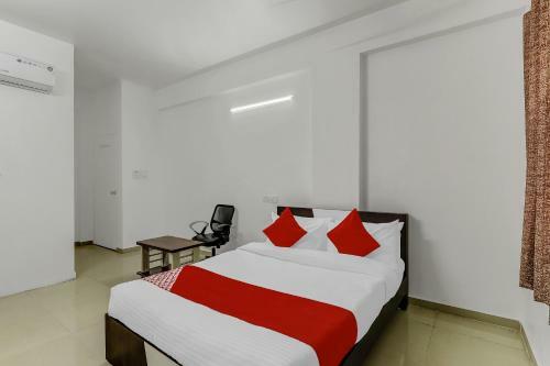 Oyo Collection O 88225 Hotel Knox