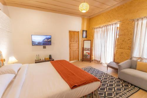 Hotel Seclude Shimla, Taraview