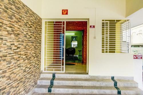Hotel Oyo Flagship 31005 Good View Service Apartment