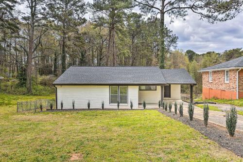 Colorful Decatur House With Deck And Backyard!