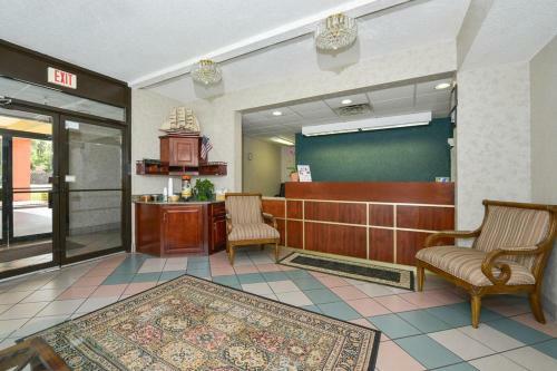 Hotel Home Away Inn - Formerly Oyo