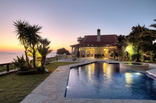 Villa Sunrise Lagonisi
