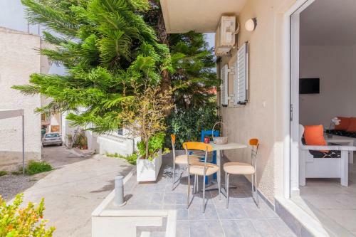 Hostal Guests Apartments In Sissi Creta