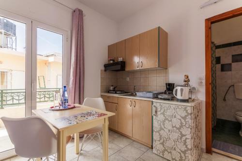 Hostal Guests Apartments In Sissi Creta