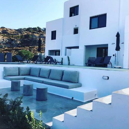 Villa Unica - Seaview, Private Pool & Jacuzzi!