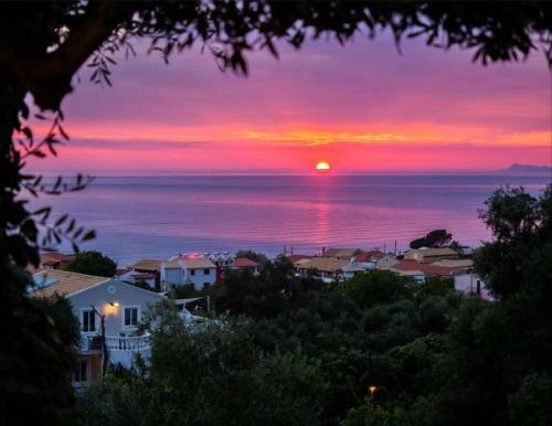 Villa Casa Tramonto Beach View Agios Gordios Corfu
