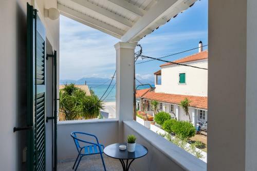 Marias Seaside Apartments