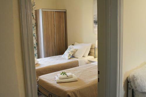 Bed & Breakfast Navigator Villas - Houses