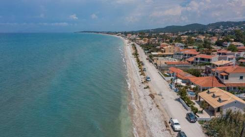 Villas Yiannitsis, Acharavi Beach