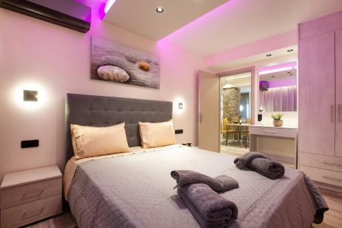 Black Rocks Family, Luxury Seafront Maisonette