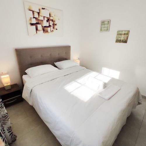 Avalon Cosy Apartments, Minimal Villas With Swimming Pool