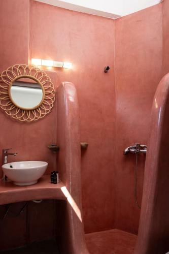 Hotel Blue White Suites