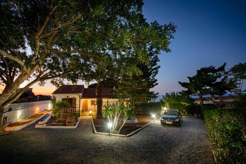 Apartamento Ellis Holidays Home