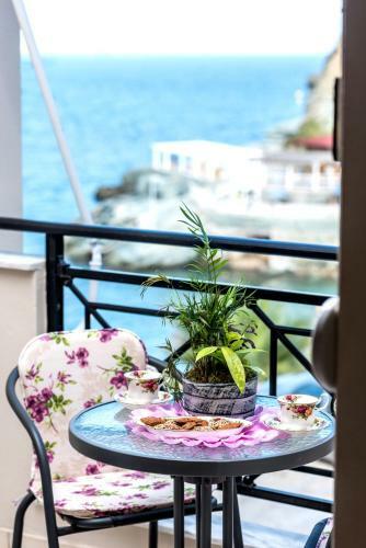 Vasilios Sea View Apartments