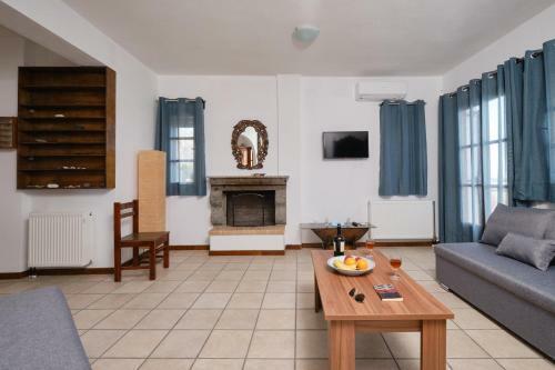 Private Villa Evgenia With Swimming Pool