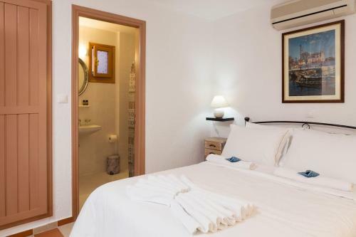 White Sand Villa. Spacious Villa With Prive Pool.