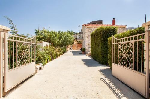 Villa Beach Saint Pelagia