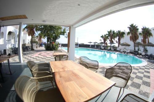 Apartamento Perissa Infinity Village
