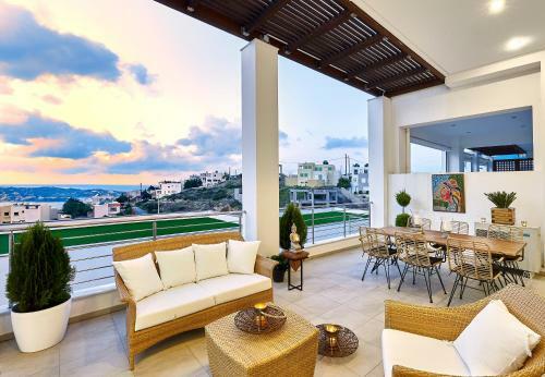 Spacious Mint Luxury Villa Access To Private Beach
