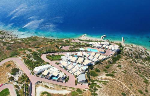Spacious Mint Luxury Villa Access To Private Beach