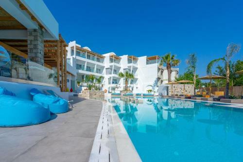 Hotel Kouros Home & Suites