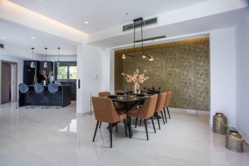 Villa Indira