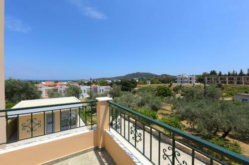 Apartment In Olive Grove
