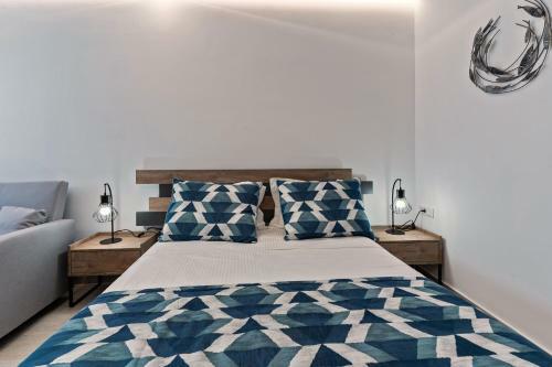 Bed & Breakfast Pounedes Luxury Suites