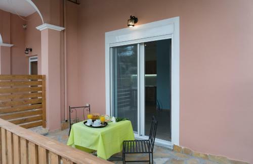 Anais Apartments In Laganas
