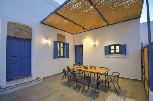 Villa Kalathos Square Luxury Suites