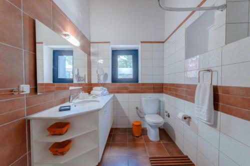 Villa Peggy's Place, Traditional Cycladic House In Drios