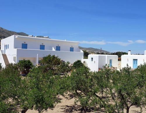 Flora Apartments