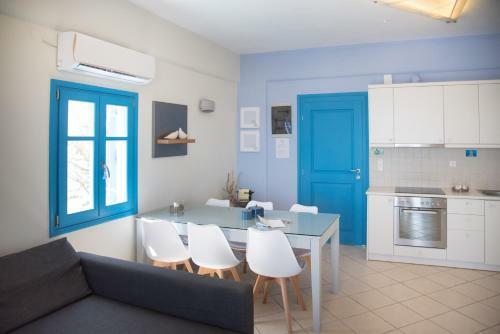 Just Blue With Amazing Sea Views In Piso Livadi
