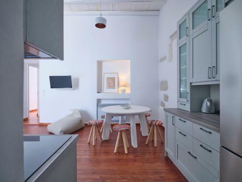 Retreat Paros - The Door Apartment