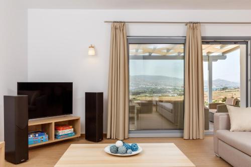 Villa Jessy 150m� With Full Privacy